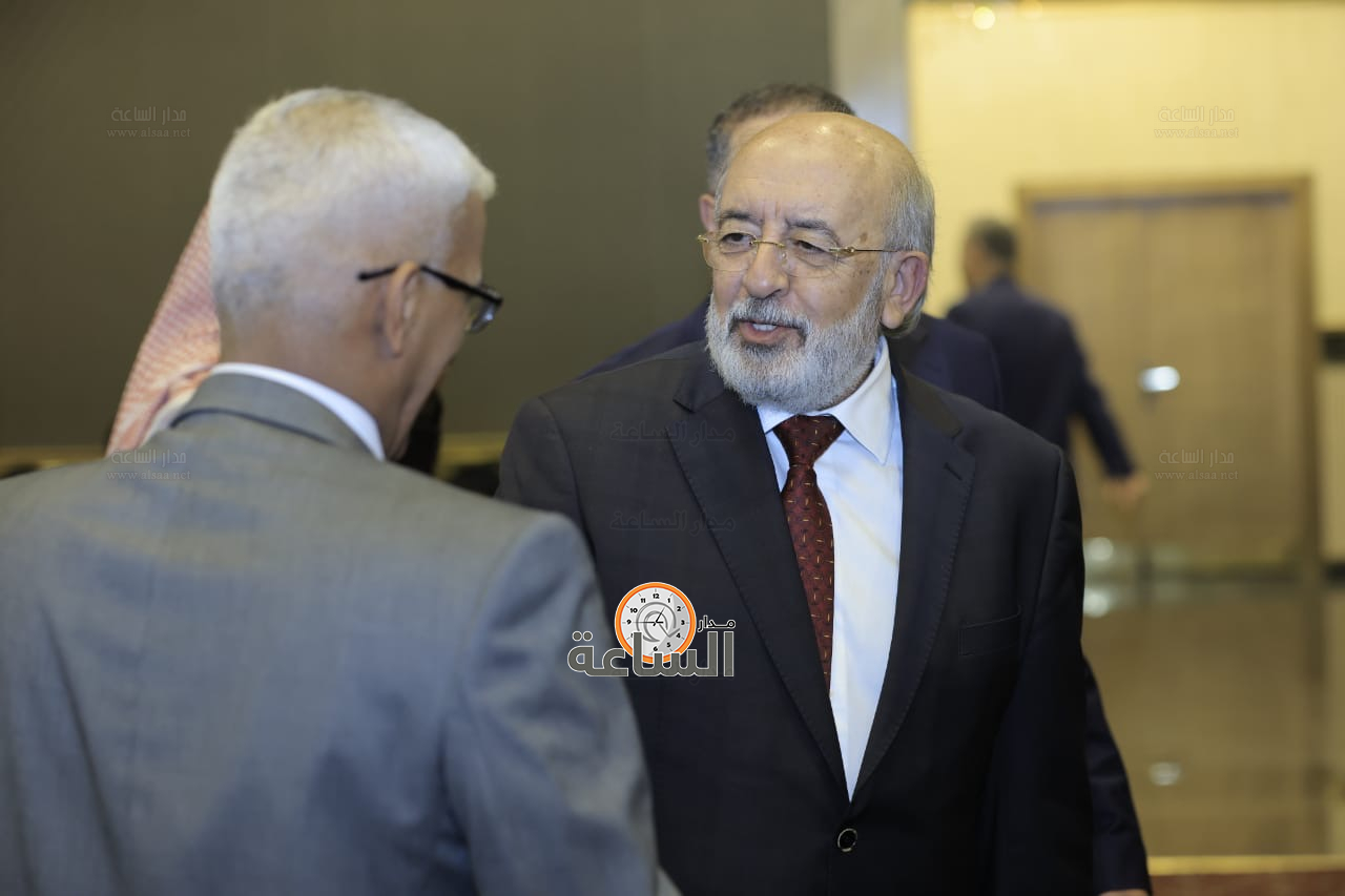 Madar Al-Saa Images 0.4439842078081865