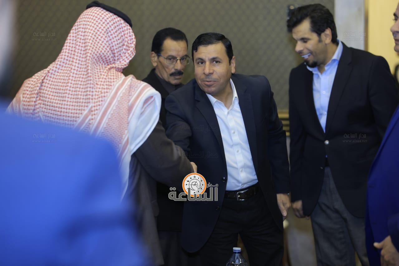 Madar Al-Saa Images 0.6750017835844941