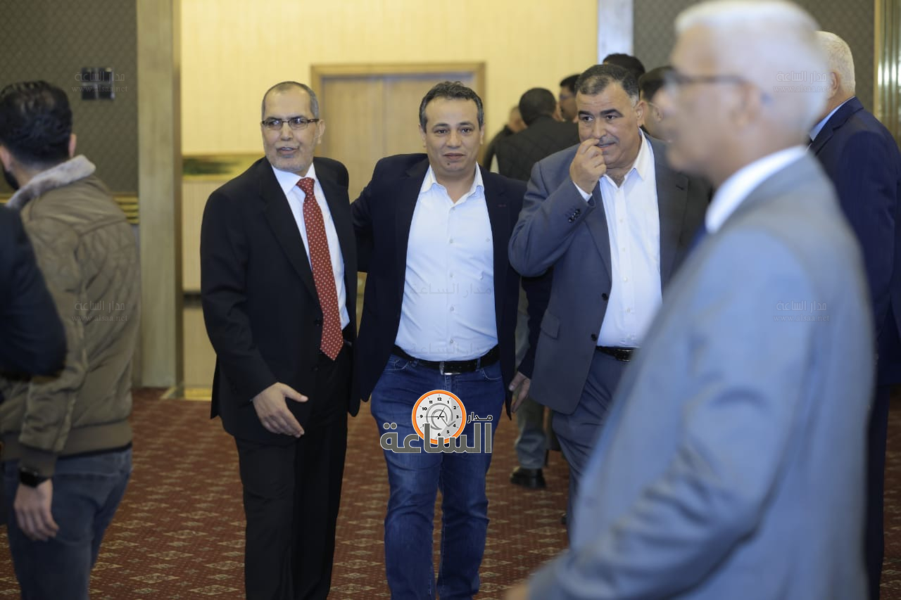 Madar Al-Saa Images 0.17935556264428976