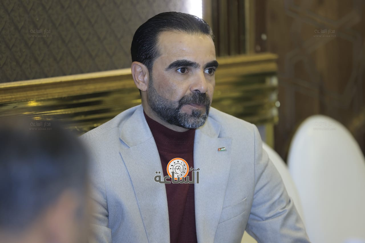 Madar Al-Saa Images 0.32050297029574903