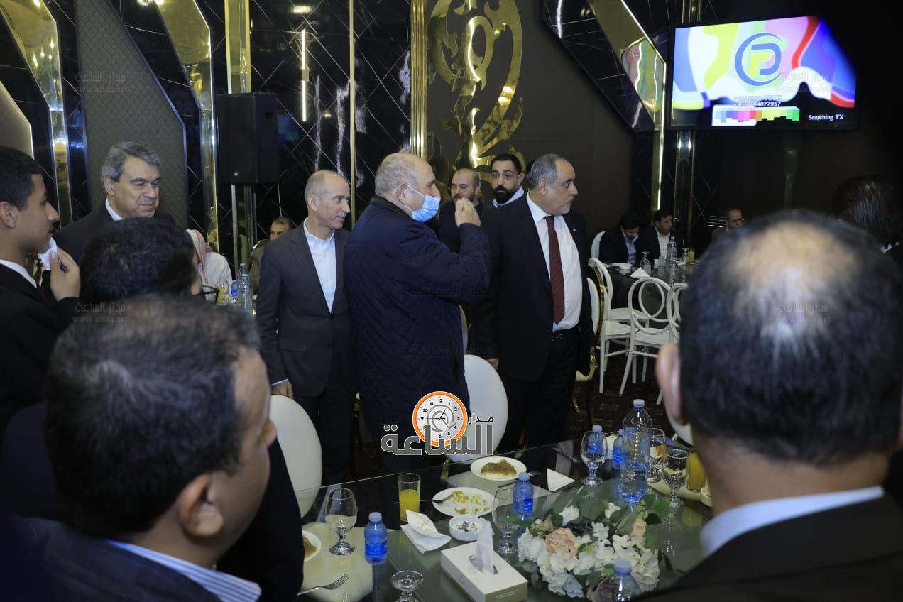 Madar Al-Saa Images 0.8920770670863892