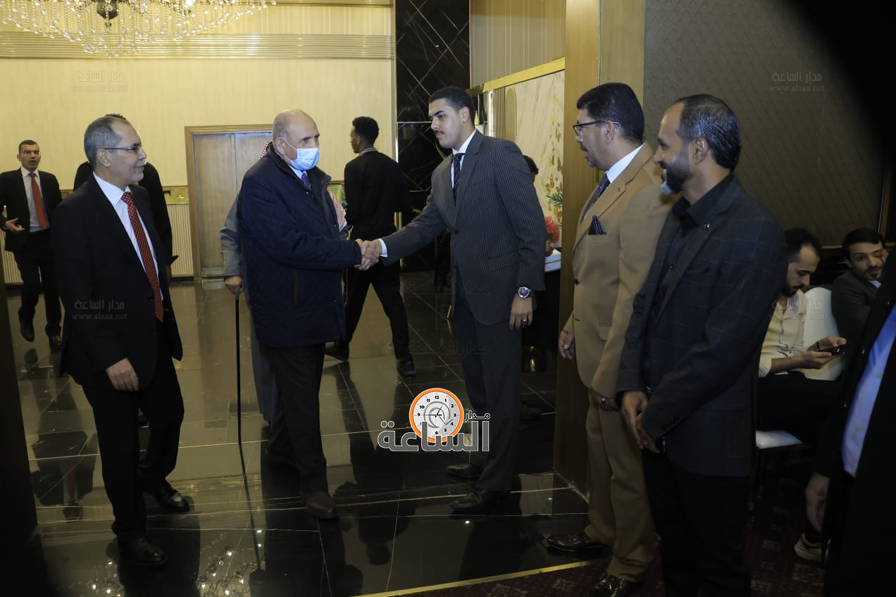 Madar Al-Saa Images 0.8809871418190386