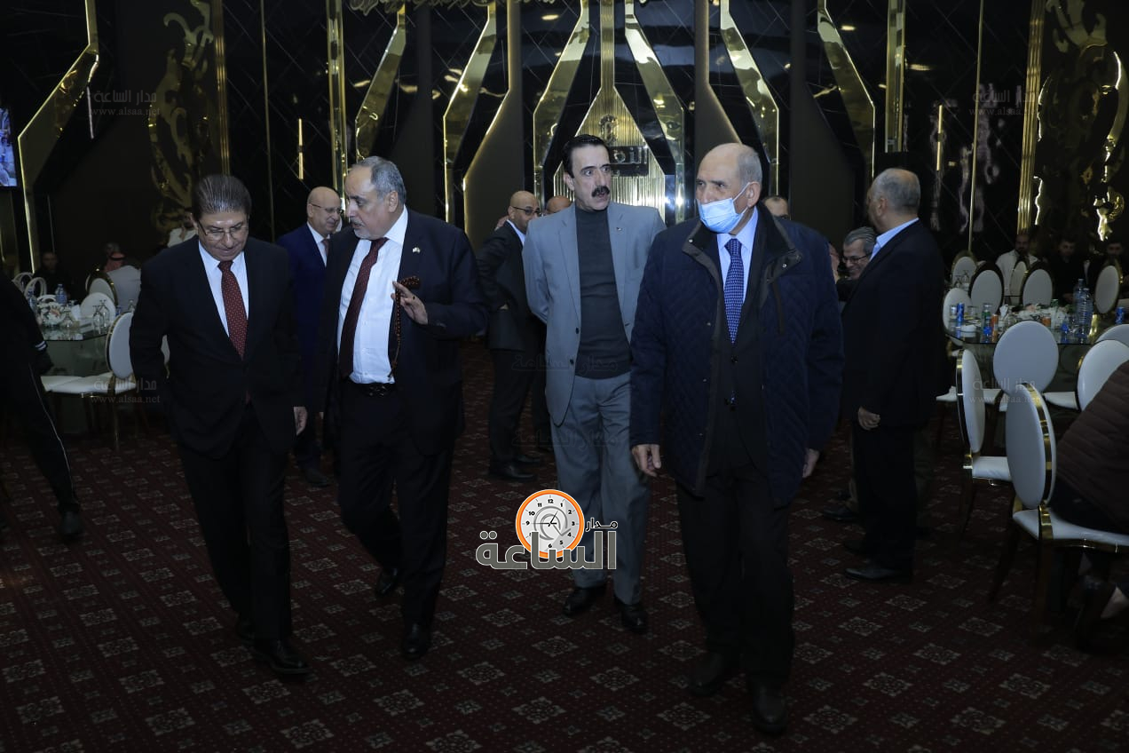 Madar Al-Saa Images 0.05894008743843426