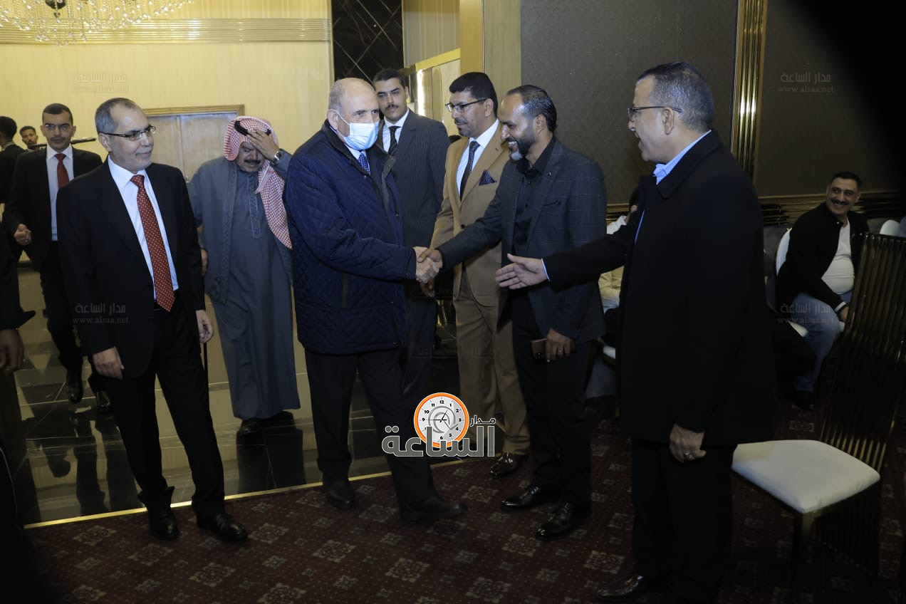 Madar Al-Saa Images 0.3866927393422165