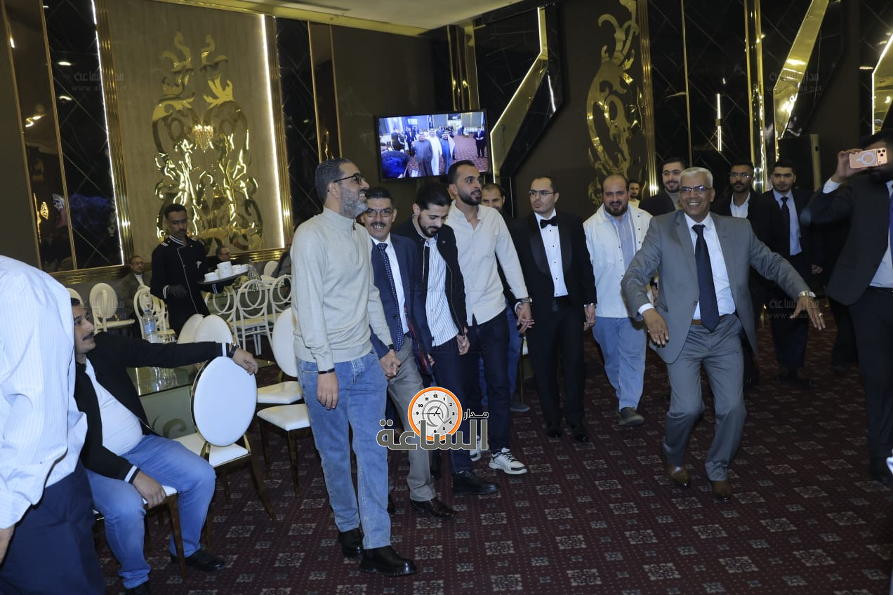 Madar Al-Saa Images 0.6071882893961035