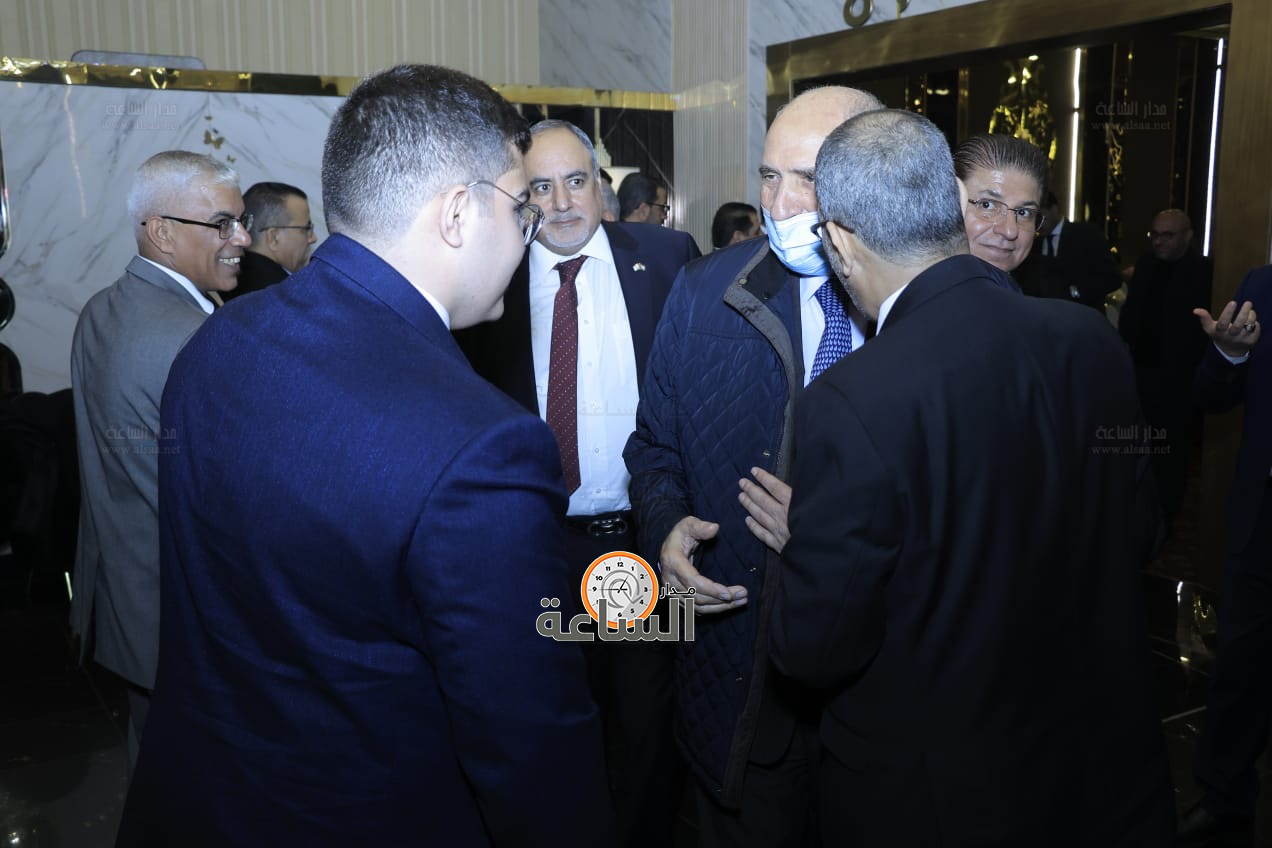 Madar Al-Saa Images 0.2939966107546771