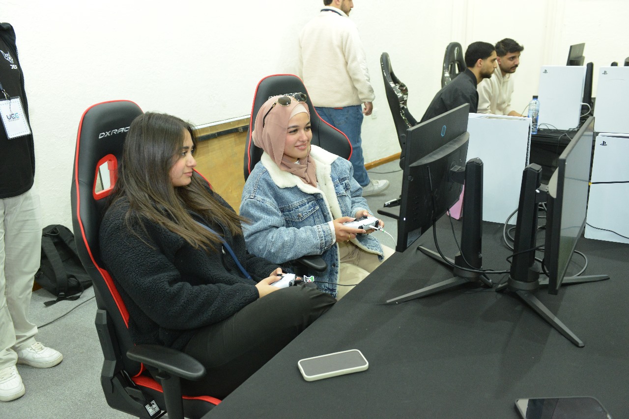 Madar Al-Saa Images 0.4213566063637877