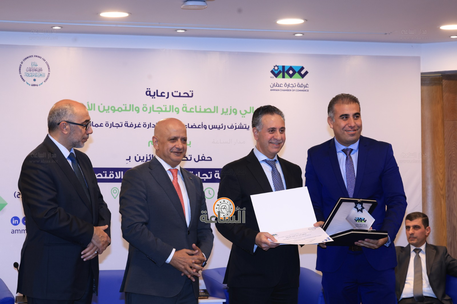 Madar Al-Saa Images 0.7348725515285233