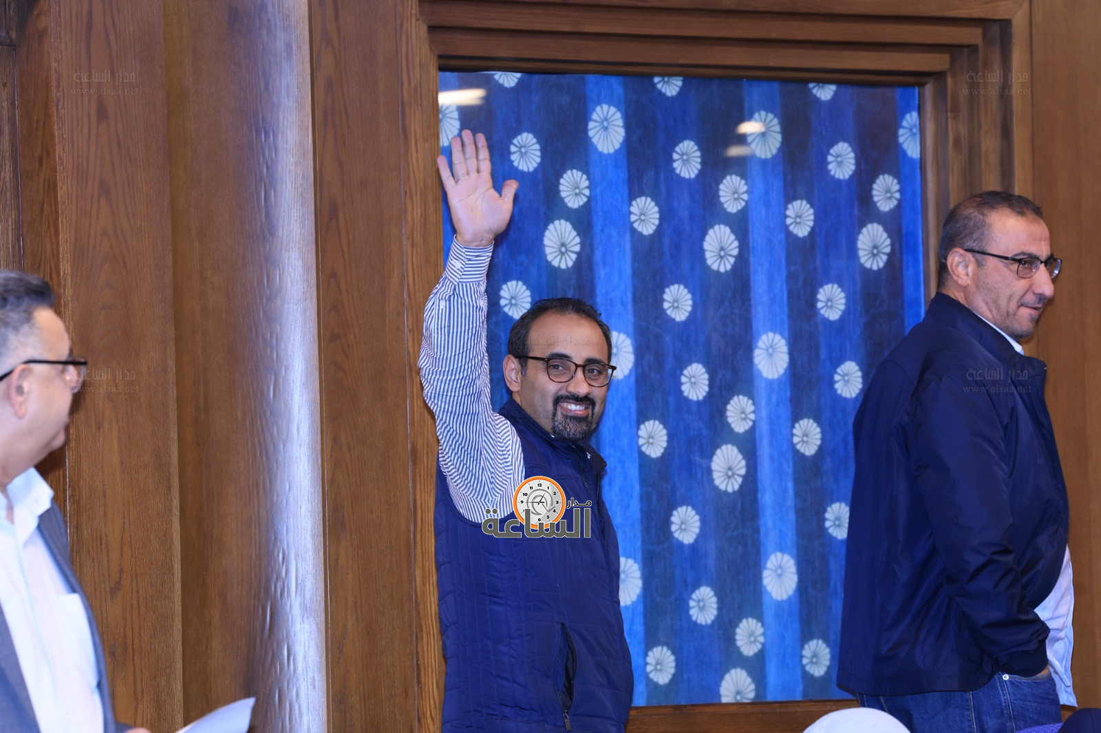 Madar Al-Saa Images 0.6392160230448077