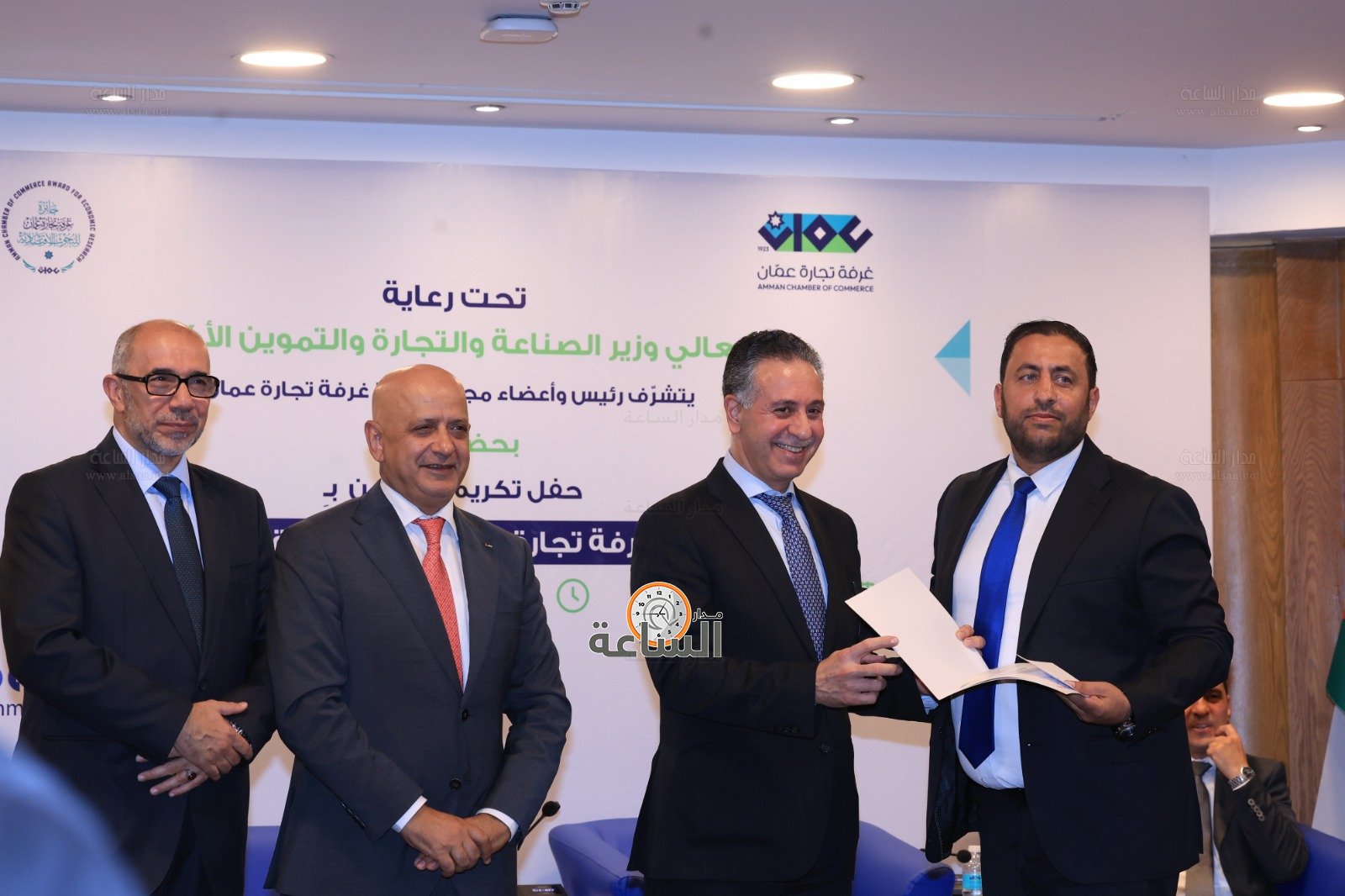 Madar Al-Saa Images 0.26123436703149083