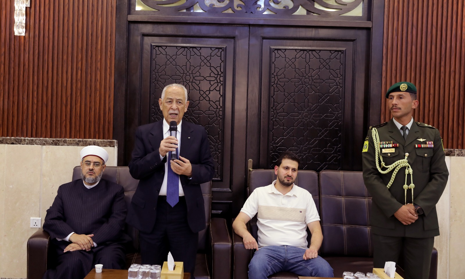 Madar Al-Saa Images 0.6734095722974135