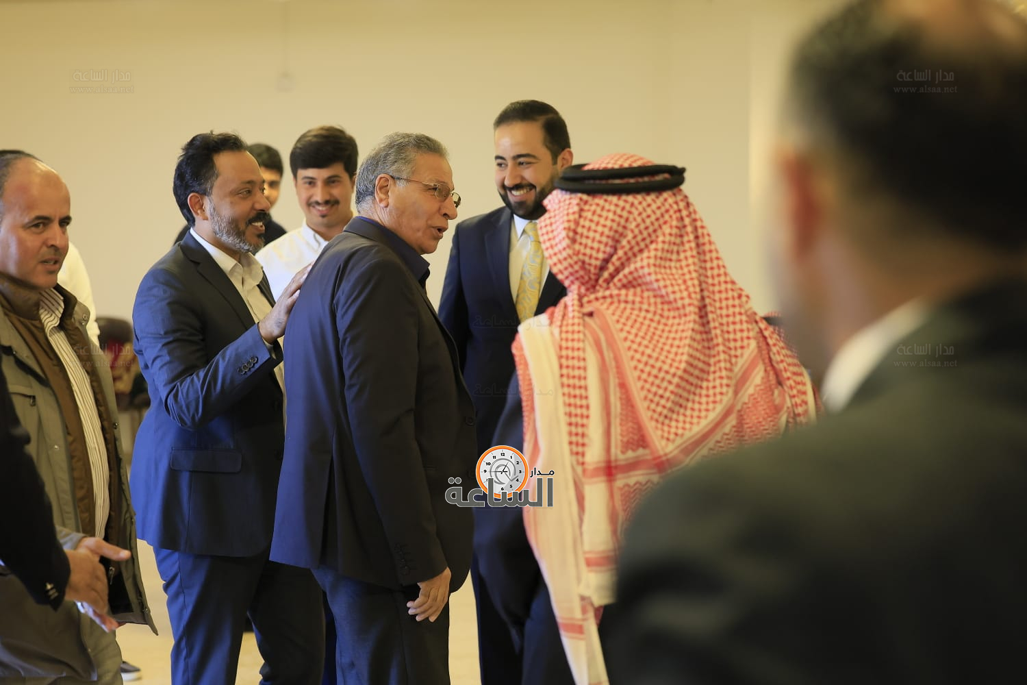 Madar Al-Saa Images 0.03284461653314996