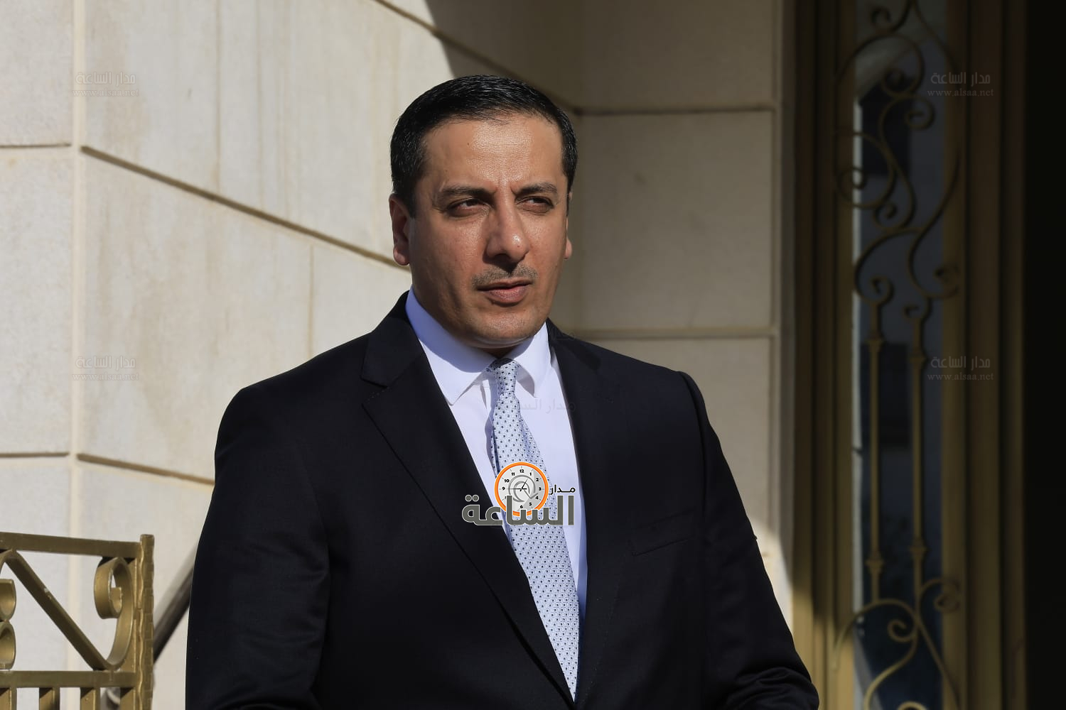 Madar Al-Saa Images 0.8078593206870999