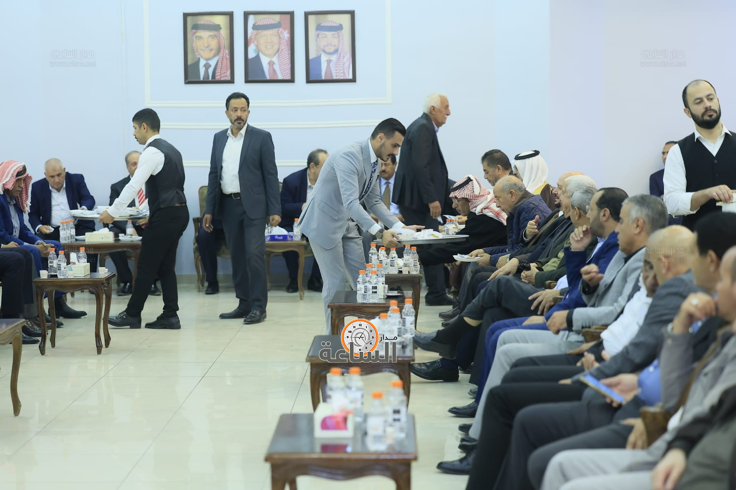 Madar Al-Saa Images 0.7412159799864613