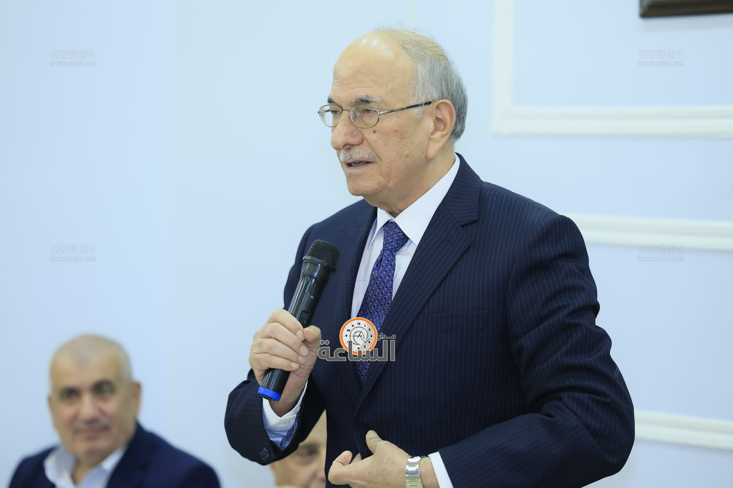 Madar Al-Saa Images 0.15915259827548367