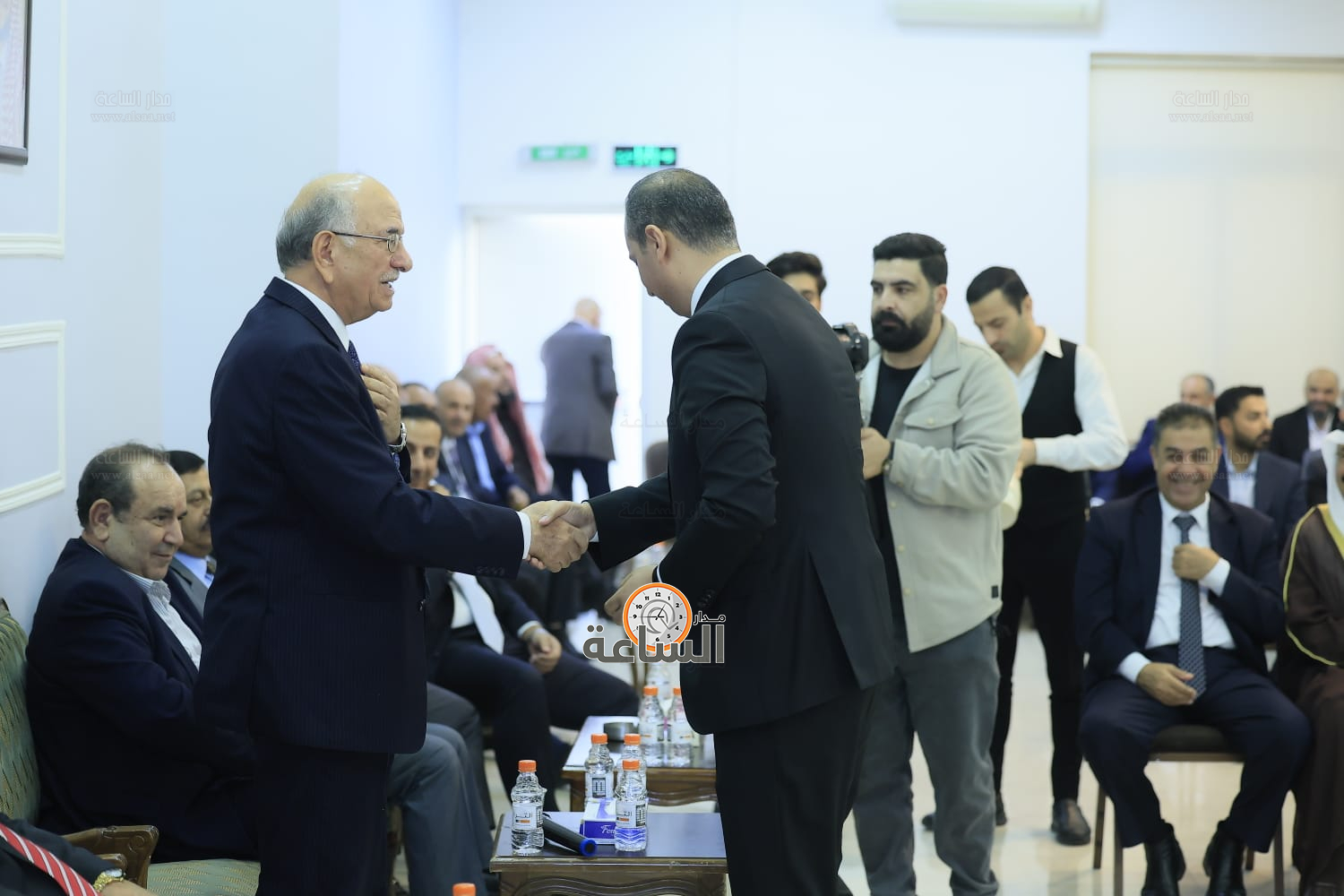 Madar Al-Saa Images 0.26304556646229815