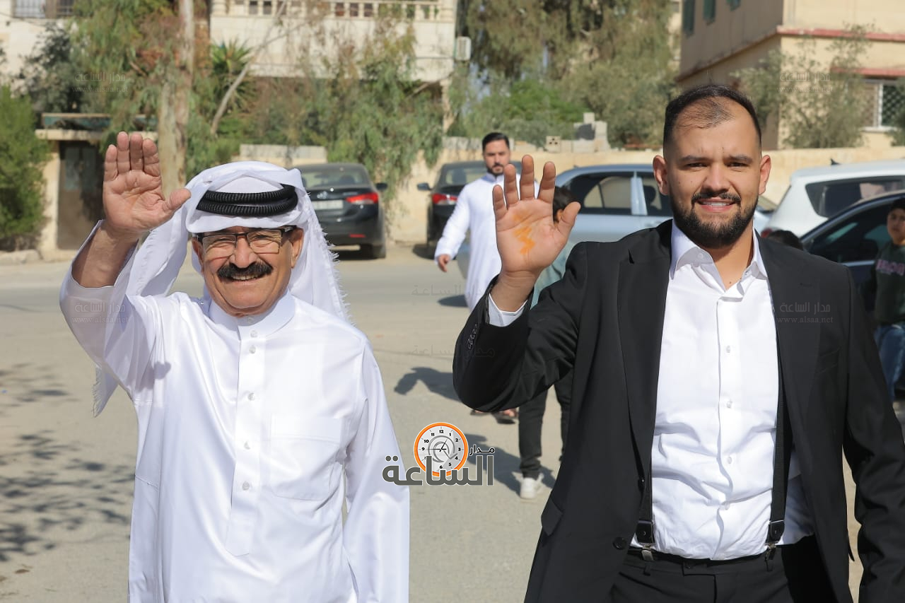 Madar Al-Saa Images 0.024107762919349685