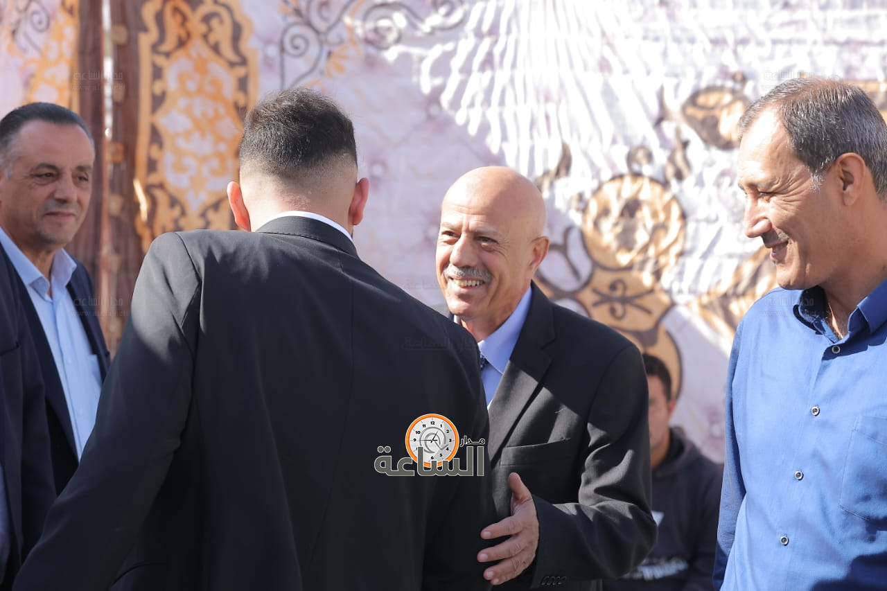 Madar Al-Saa Images 0.562777370776182