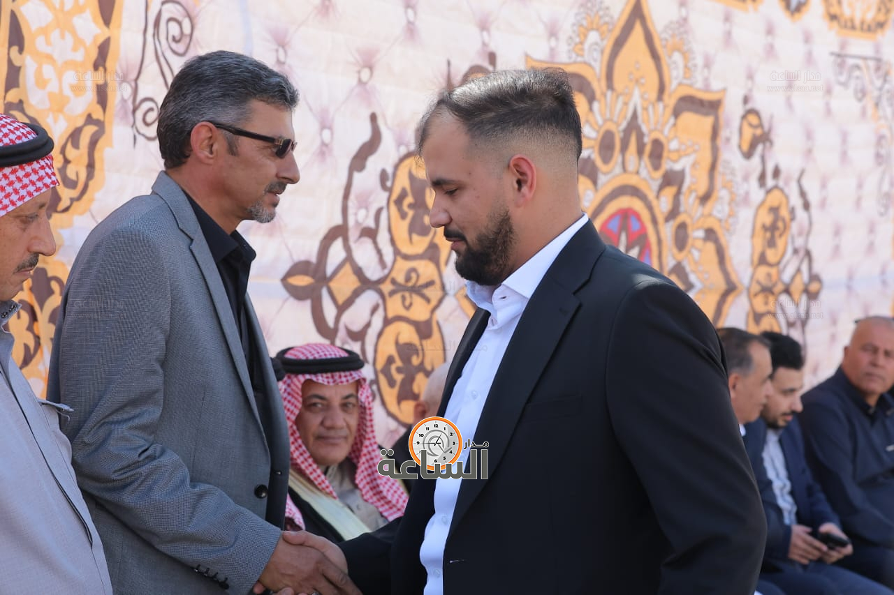 Madar Al-Saa Images 0.0197631655392273