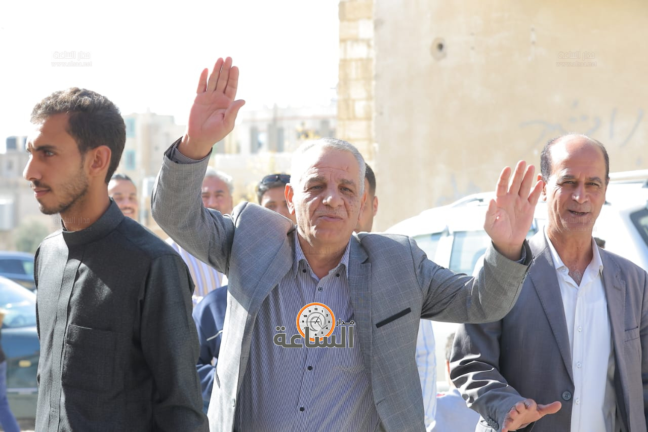 Madar Al-Saa Images 0.10747035681147254