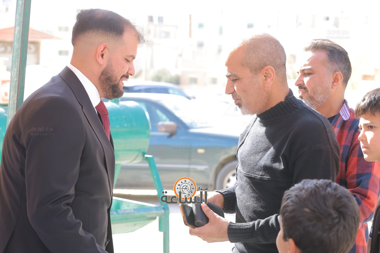 Madar Al-Saa Images 0.5135572698240709