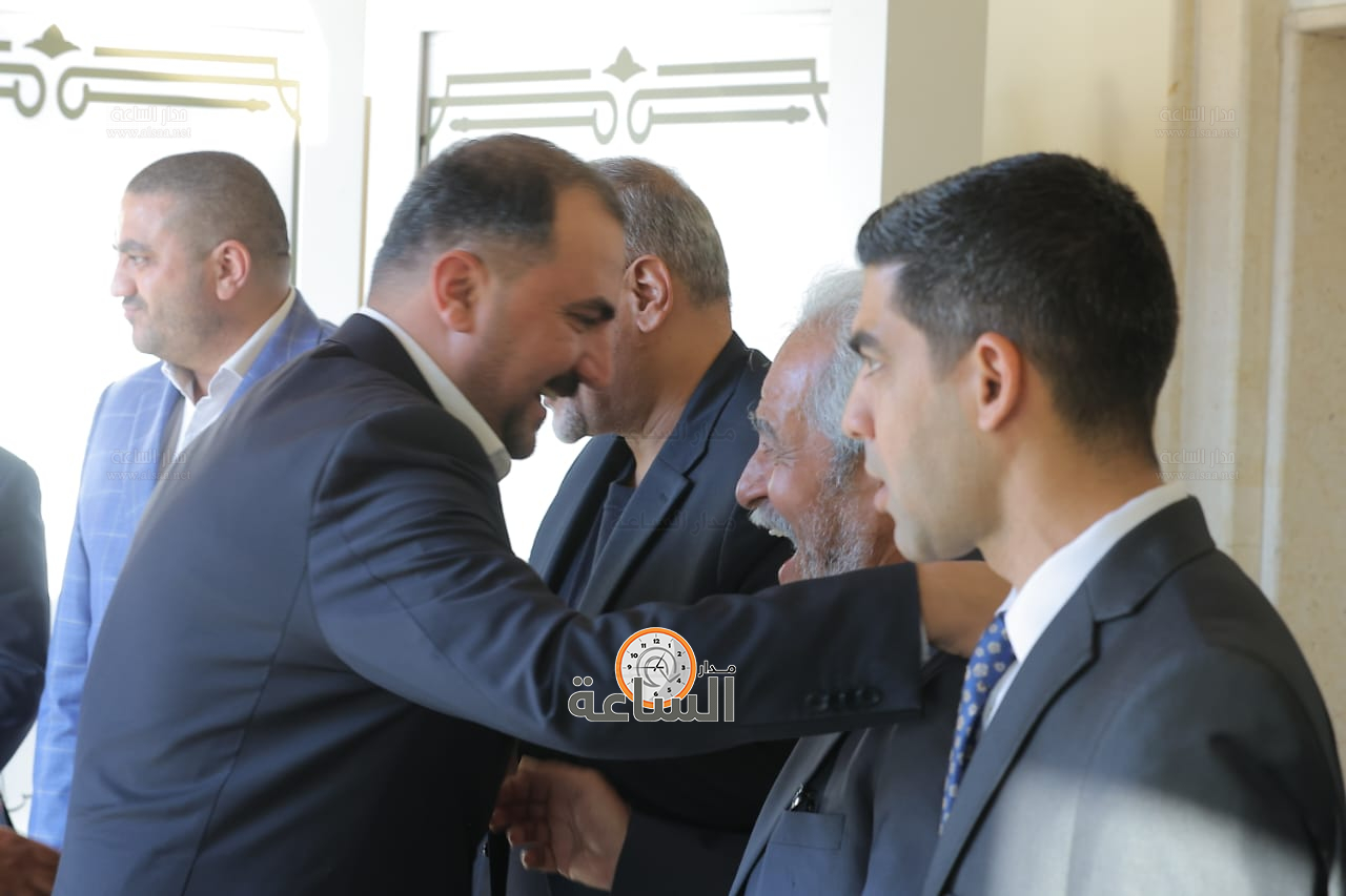 Madar Al-Saa Images 0.8696655231503785