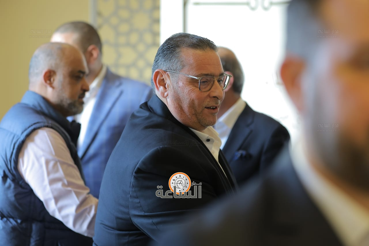 Madar Al-Saa Images 0.7681964468125395