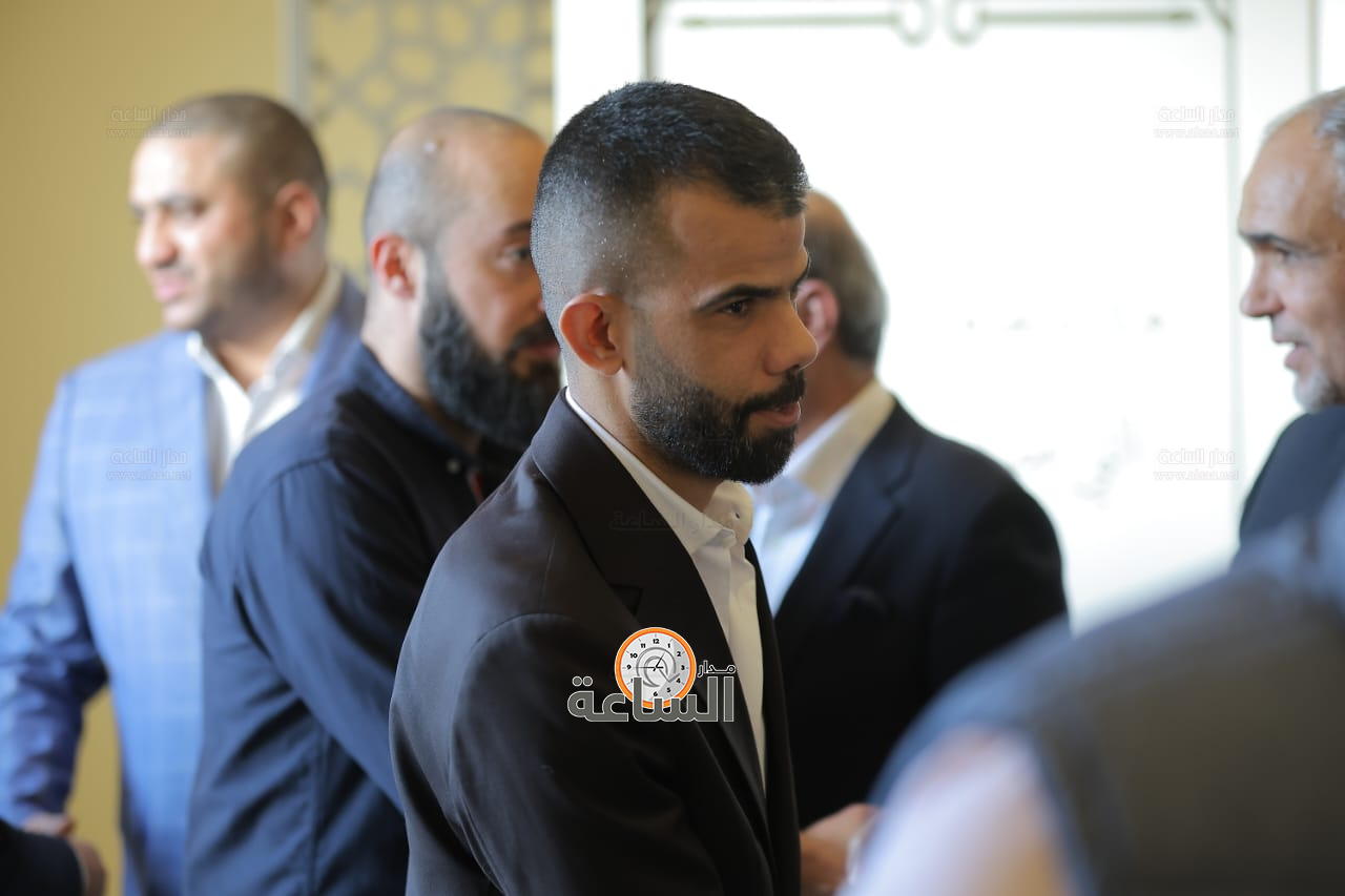 Madar Al-Saa Images 0.998824462883428