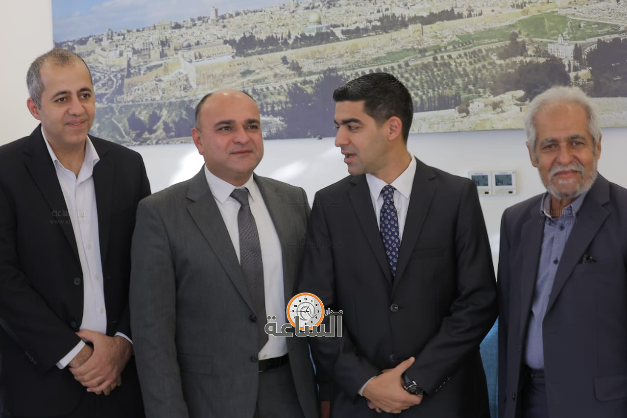 Madar Al-Saa Images 0.30675365720349046