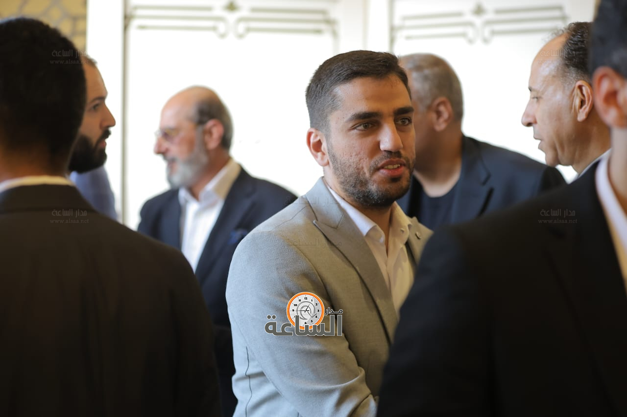 Madar Al-Saa Images 0.6486178352511119