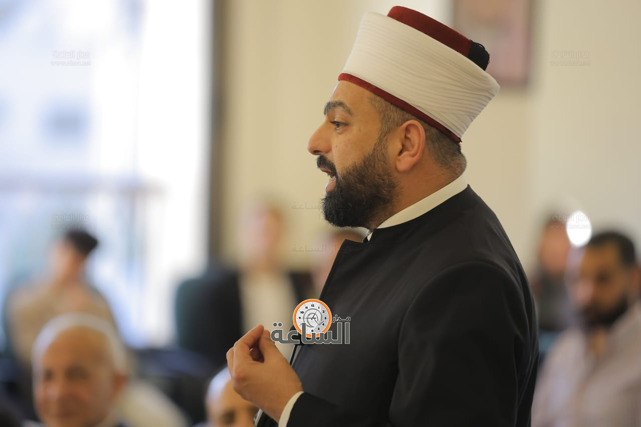 Madar Al-Saa Images 0.49226621659661374