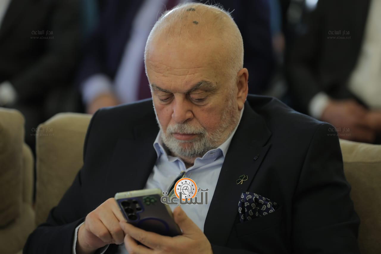 Madar Al-Saa Images 0.3968546039974893