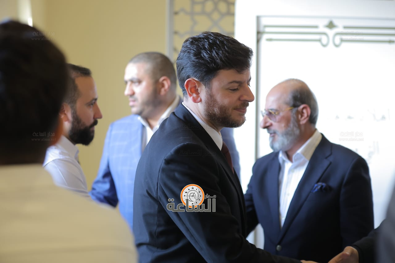 Madar Al-Saa Images 0.2393176413109589