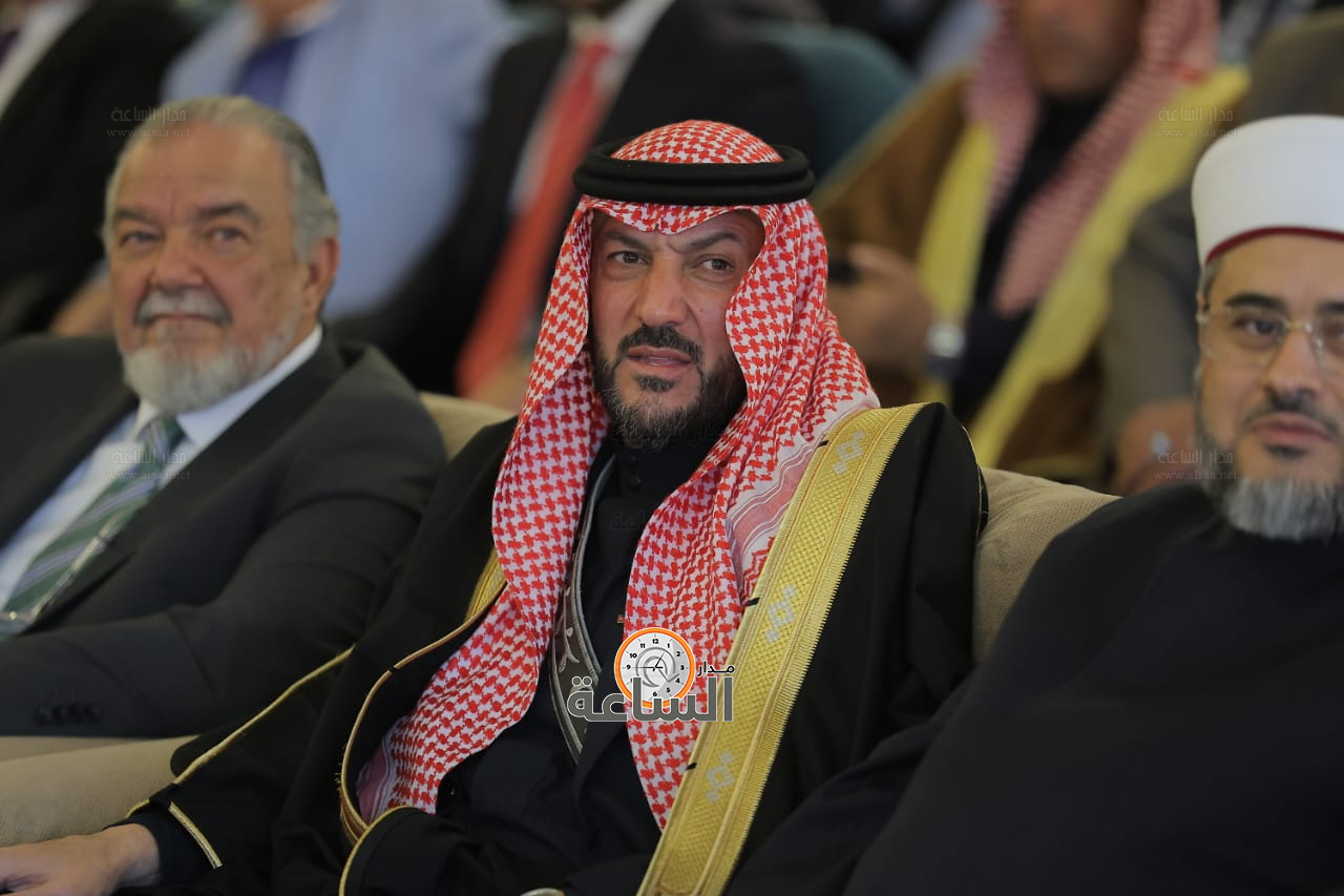 Madar Al-Saa Images 0.7772095392674562