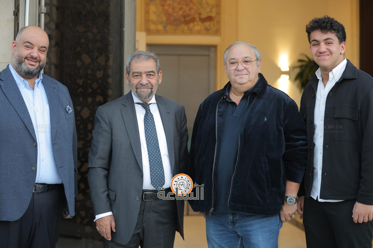 Madar Al-Saa Images 0.7853172460160365