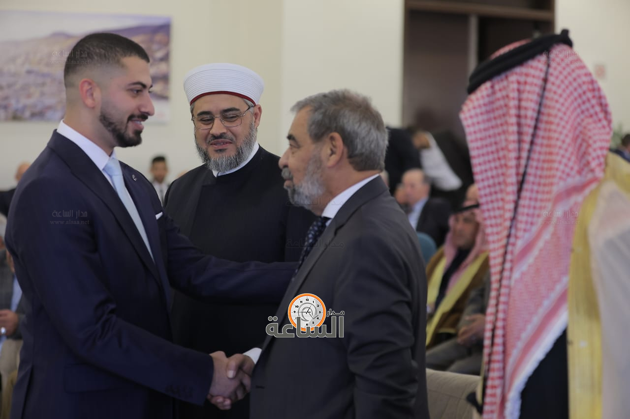 Madar Al-Saa Images 0.7046608327391397