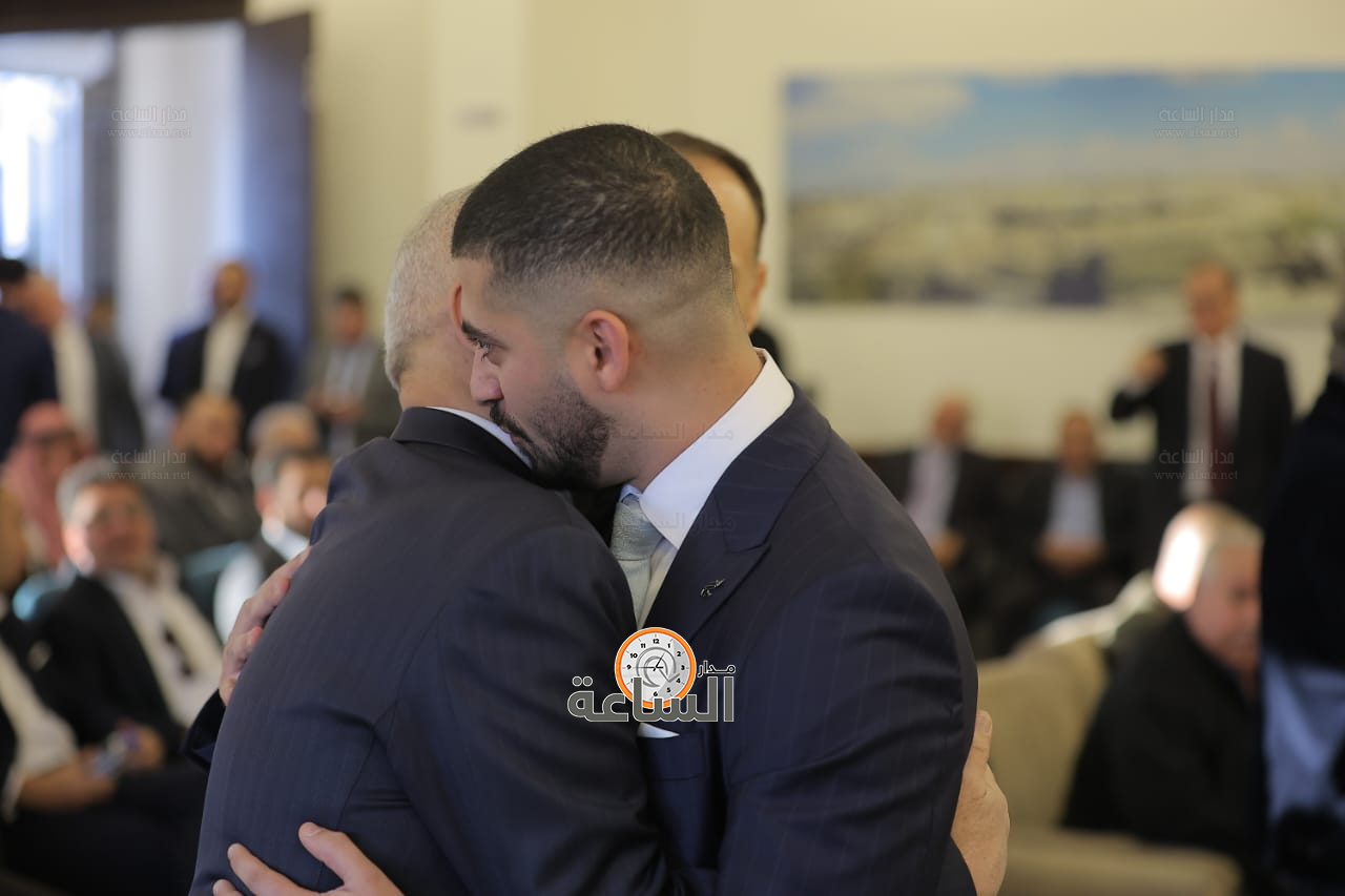 Madar Al-Saa Images 0.8902975863186886