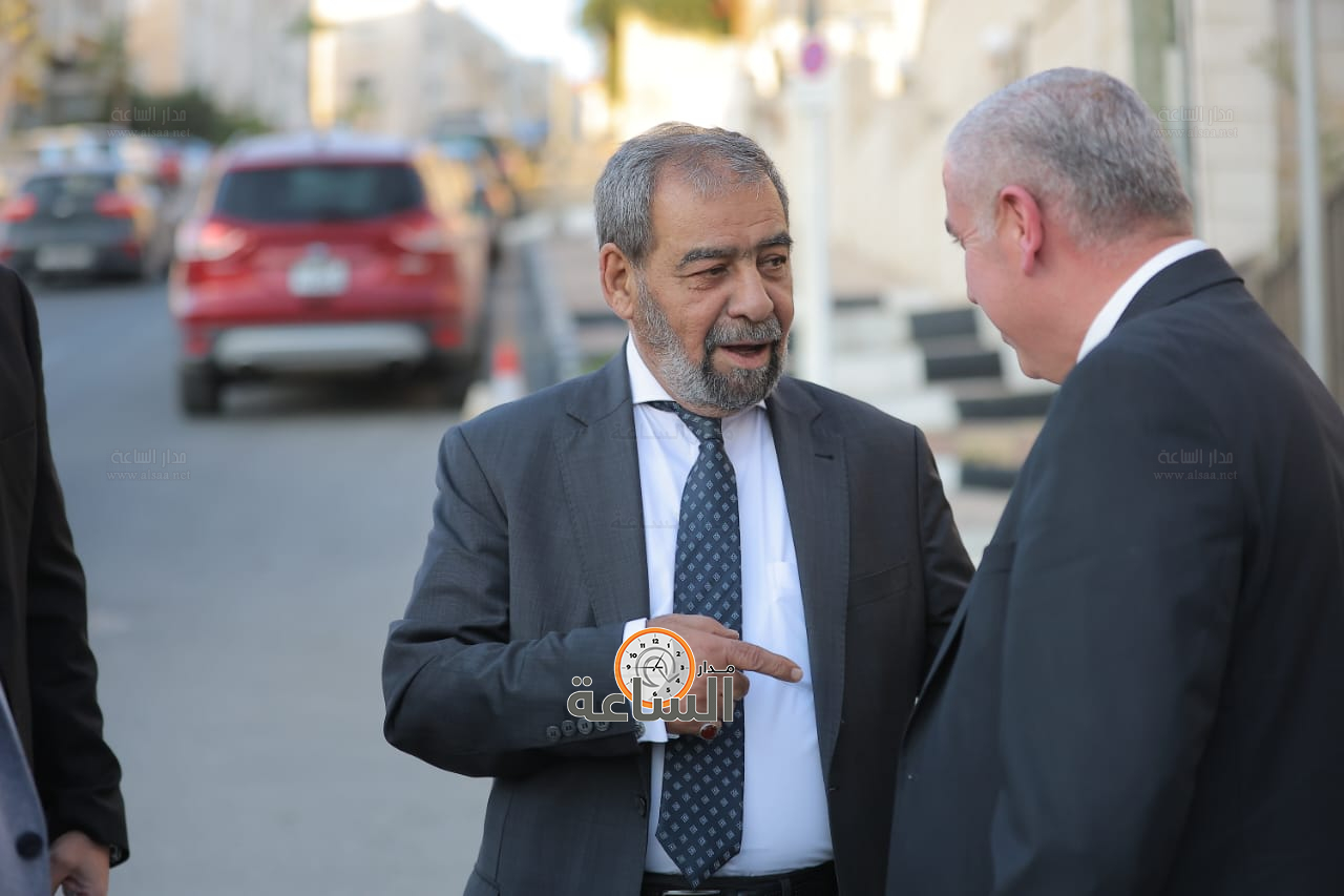 Madar Al-Saa Images 0.5416694028503537