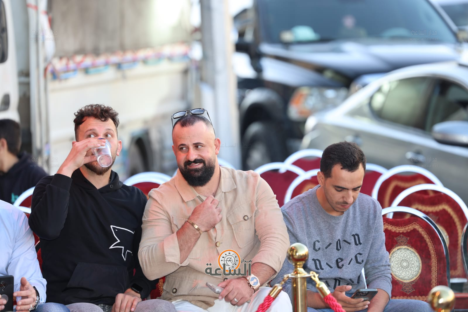 Madar Al-Saa Images 0.8878852677187201