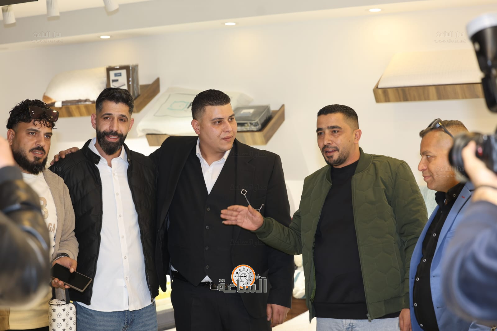 Madar Al-Saa Images 0.39438998866758535