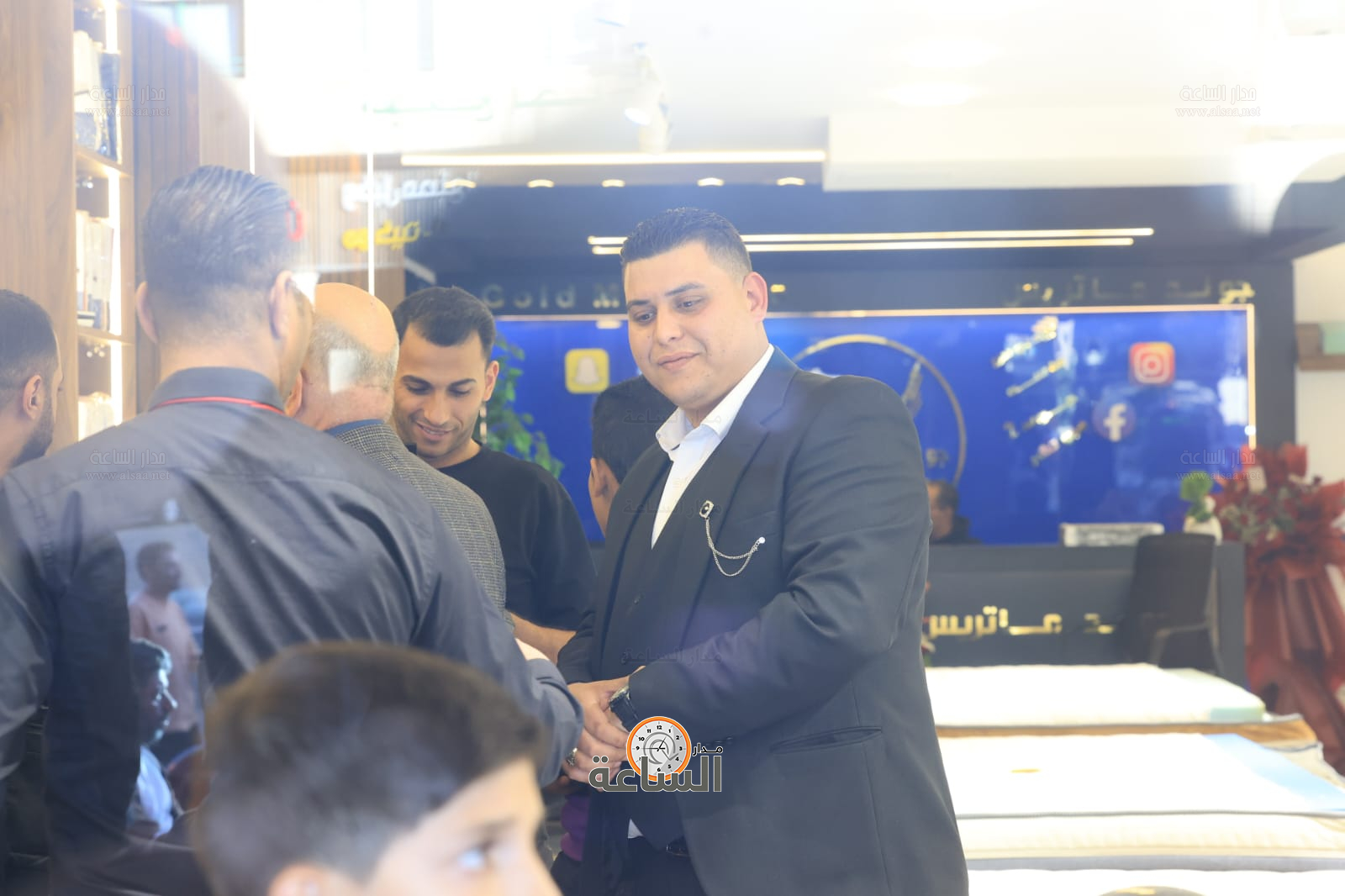 Madar Al-Saa Images 0.9926269771163648