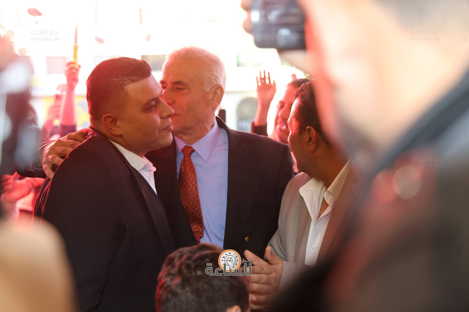 Madar Al-Saa Images 0.3848238454015569