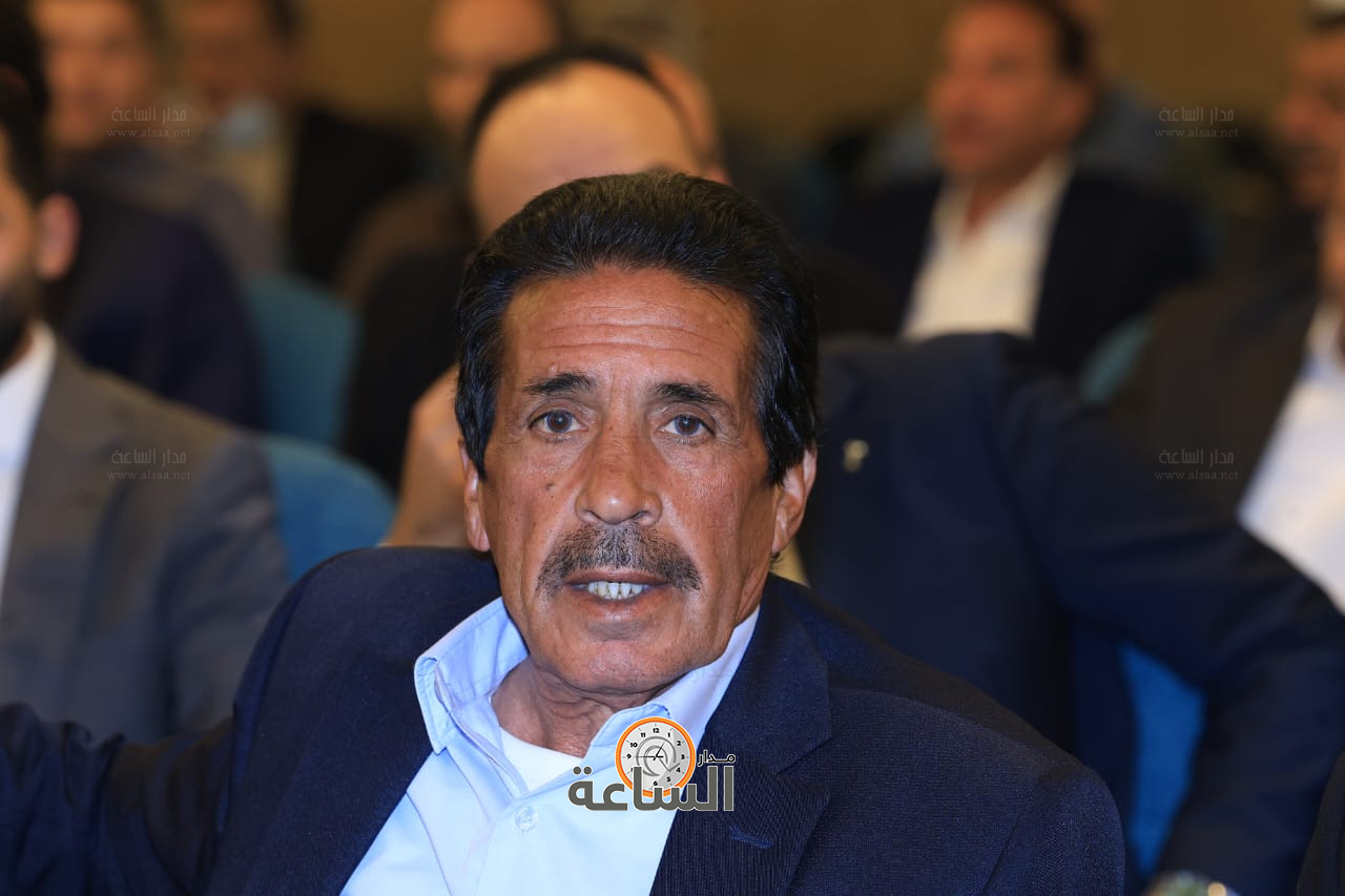 Madar Al-Saa Images 0.5370071638657956