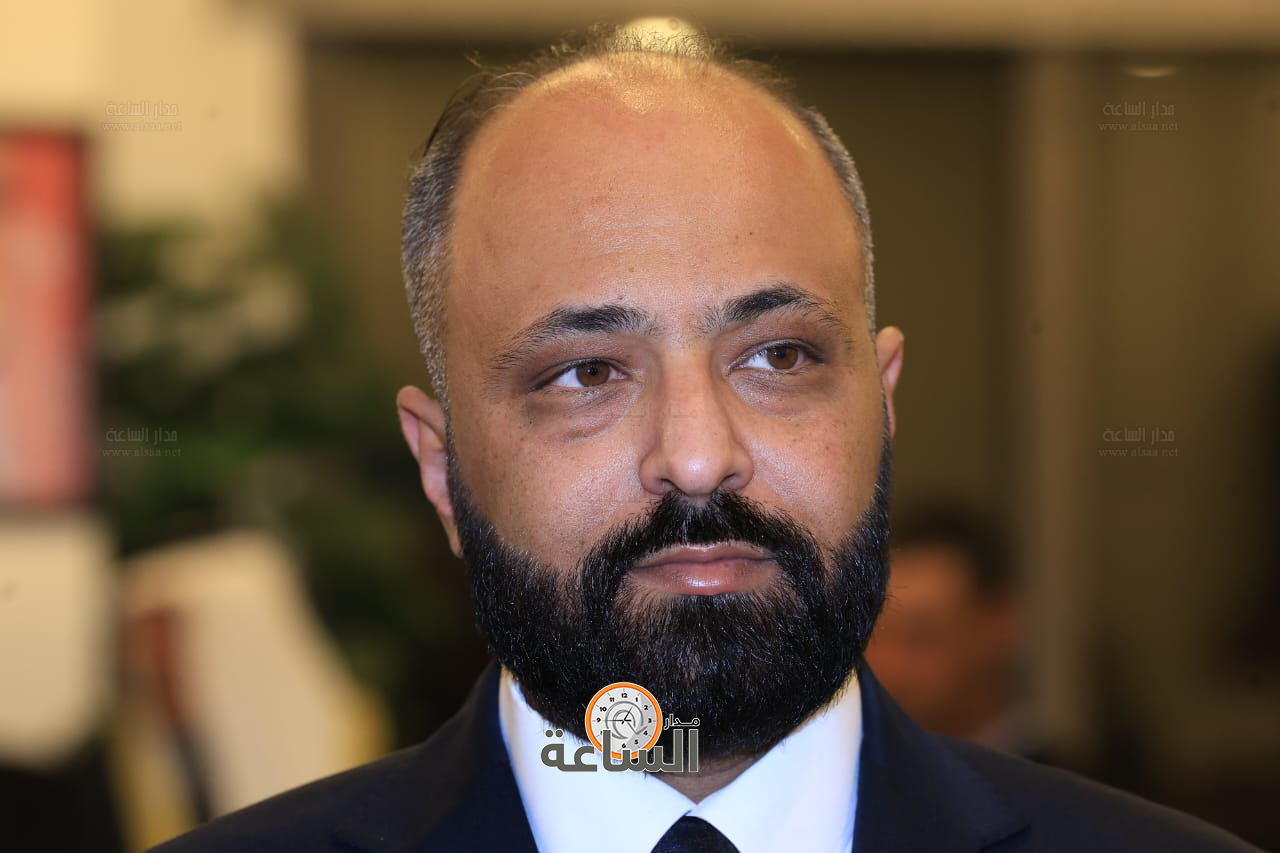 Madar Al-Saa Images 0.5628319561416142