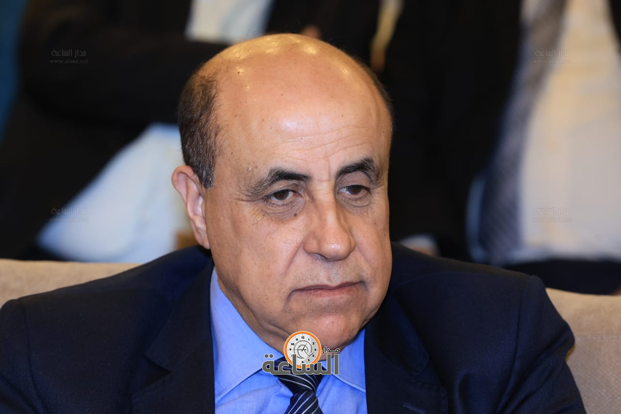 Madar Al-Saa Images 0.4184903062394688