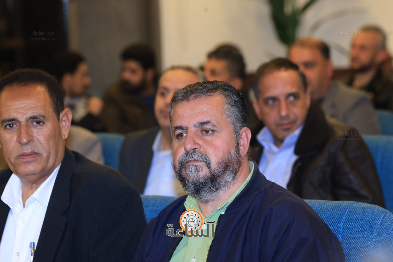 Madar Al-Saa Images 0.4375480015377403