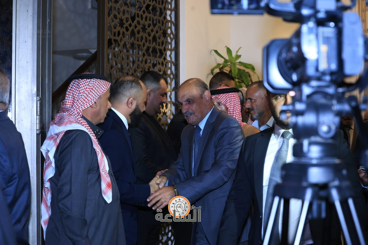 Madar Al-Saa Images 0.8600581919750233