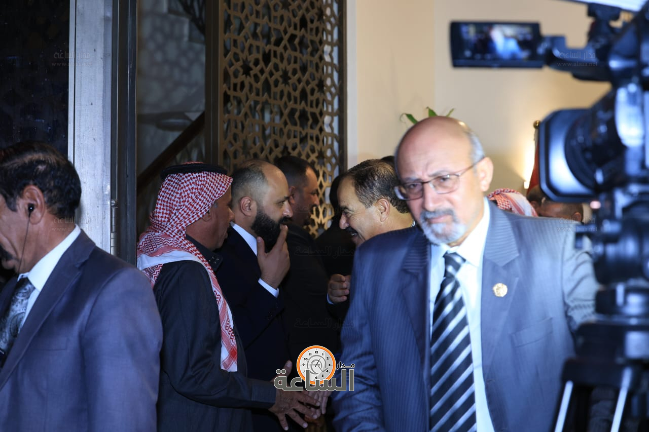 Madar Al-Saa Images 0.9837696128182892