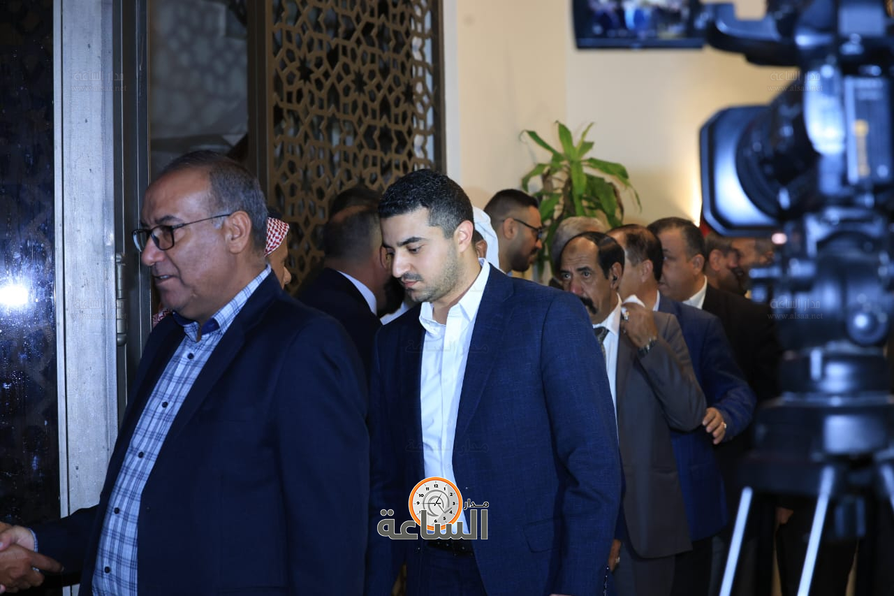 Madar Al-Saa Images 0.03833412137880199