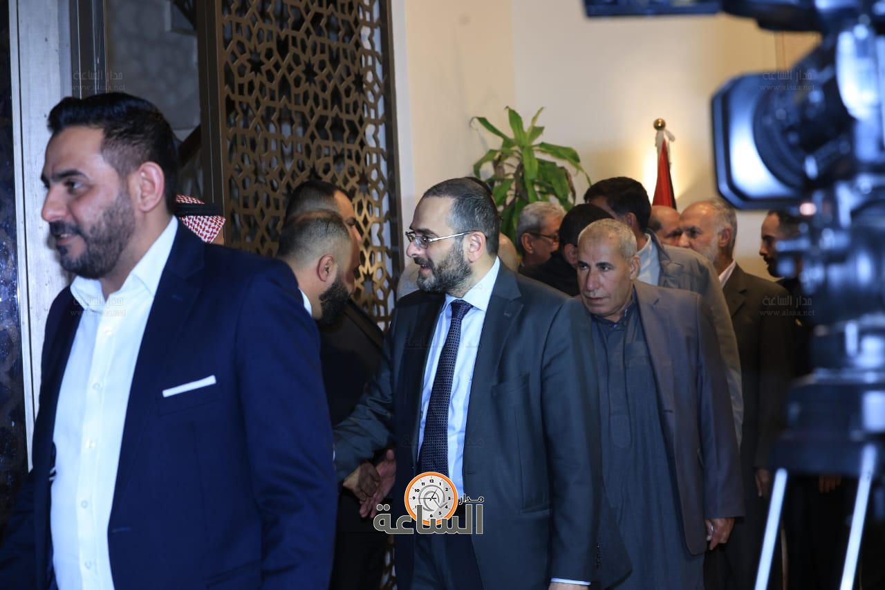 Madar Al-Saa Images 0.6059733098386486